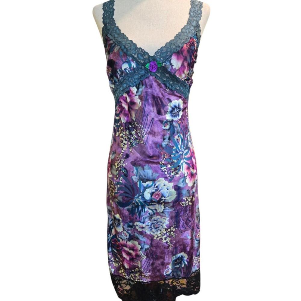Dreamy y2k velvet floral slip